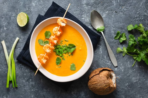 Sweet potato soup shrimps bowl top view — Stock Image Sweet potato soup shrimps bowl top view Royalty Free Stock Images