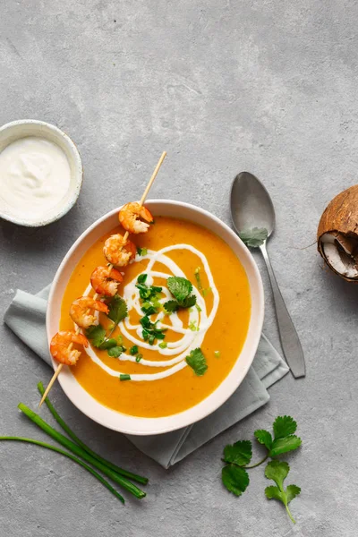Top view sweet potato soup shrimps bowl — Stock Image Top view sweet potato soup shrimps bowl Stock Image
