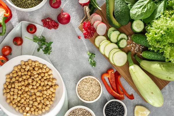 Ingredientes Para Cocinar Comida Vegetariana Variedad Verduras Crudas Cereales Vista —  Fotos de Stock