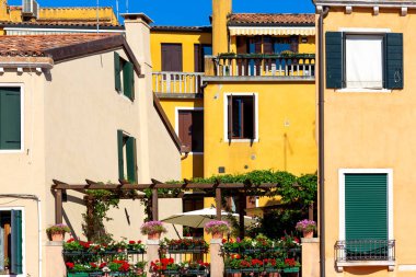 Bergamo, İtalya. Güzel yaz şehir manzarası