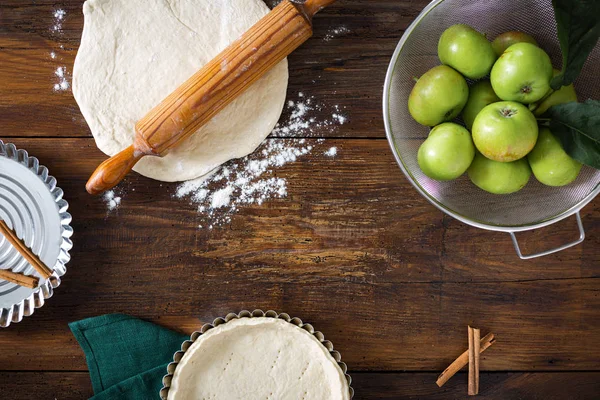 Ingredientes Para Cocinar Tarta Manzana Casera Sobre Fondo Madera Rústico — Foto de Stock