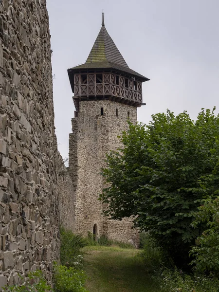 Mura Difensive Esterne Con Torri Del Castello Helfstyn Moravia Centrale — Foto Stock