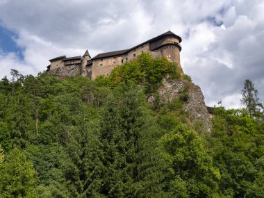 Aşağıdan Orava Kalesi Manzarası (2019 yazı)