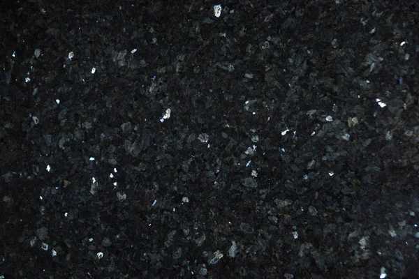 Mavimsi tonlama, denilen Labrador Emerald Pearl ile parlak parıldıyor ile koyu renk doğal taş