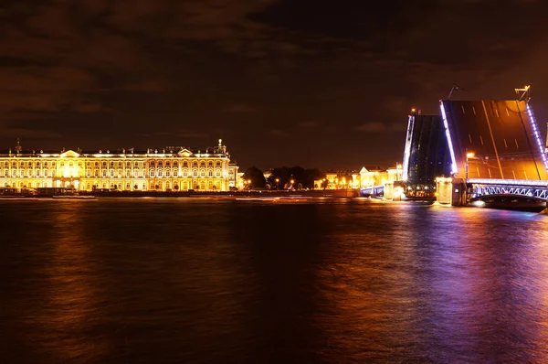 Sightseeing City Petersburg Russia Neva River Raised Palace Bridge Night — Stock Photo, Image