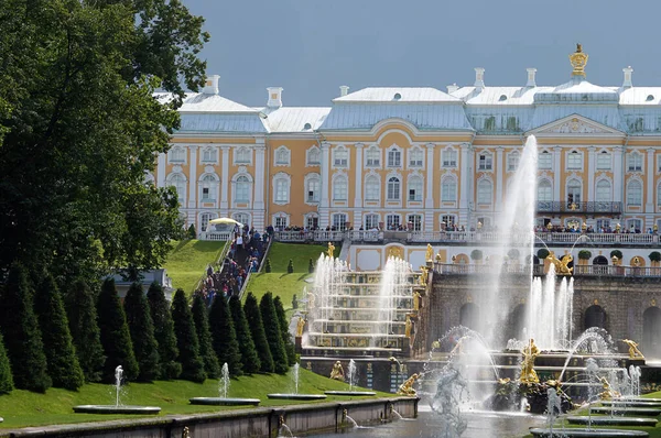 Der Grand Cascade Brunnen Peterhof Einem Vorort Von Petersburg Russland — Stockfoto