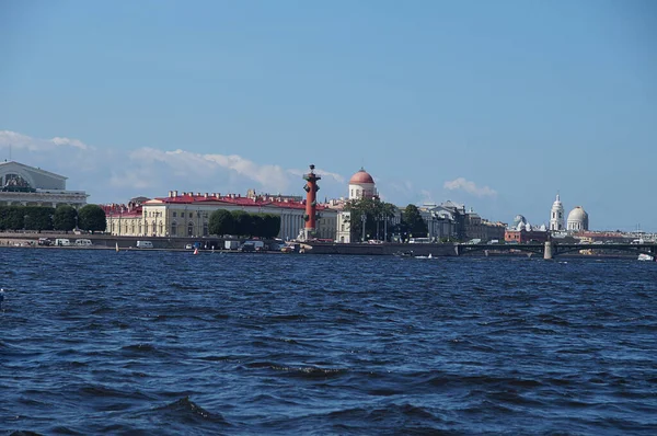 Vista Una Barca Alla Costa Nella Città San Pietroburgo Russia — Foto Stock