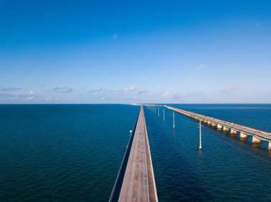 Yedi mil köprü Key West Florida Keys giderken hava uçak atış