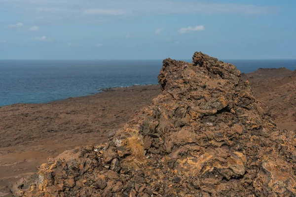 Volkanik ada manzarası, Bartolome, Galapagos Adaları, Ekvador, Güney Amerika. — Stok fotoğraf