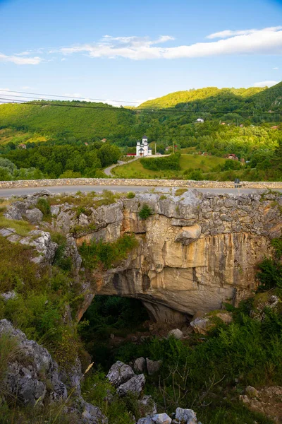 Krajina Božím Mostem Přirozeným Mostem Rumunsku Stock Fotografie