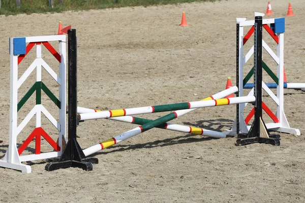 Multi Färgade Bilden Hoppning Polacker Hoppning Arena Trä Hinder För — Stockfoto