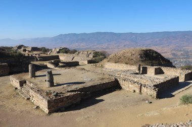 Meksika Maya şehri Oaxaca şehri yakınlarındaki Monte Alban 'da harabe.