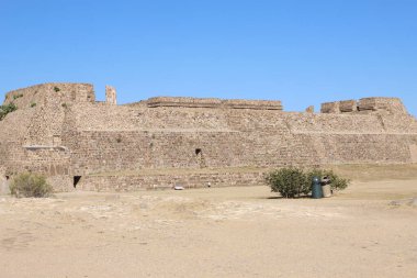 Meksika Maya şehri Oaxaca şehri yakınlarındaki Monte Alban 'da harabe.