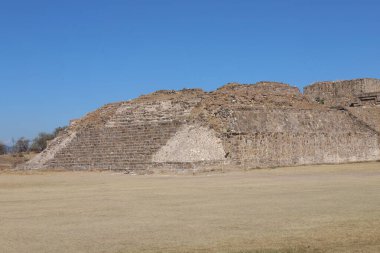 Meksika Maya şehri Oaxaca şehri yakınlarındaki Monte Alban 'da harabe.