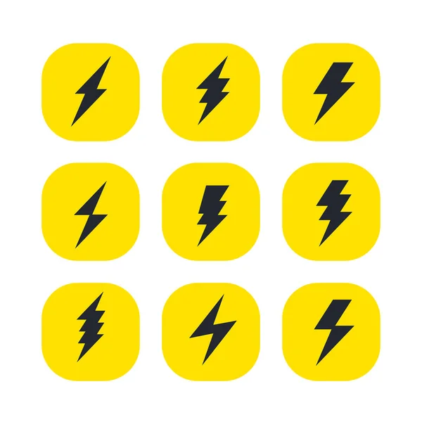 Bultsats för blixtnedslag. Vector minimalistisk flash ikoner. Thunder element. Platt design. — Stock vektor