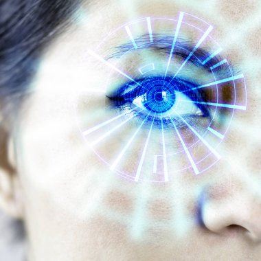 Augmented robot cyborg kadın göz HUD grafik