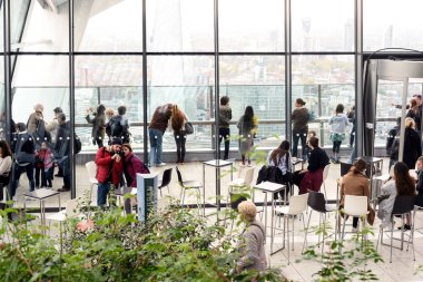 20 Fenchurch Street Skygarden Içinde insanlar