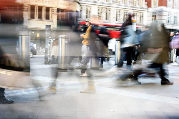 Commuters at London Liverpool Street Blurred Motion — Stock Photo, Image