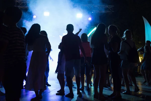 Turistas rusos Discoteca de baile — Foto de Stock