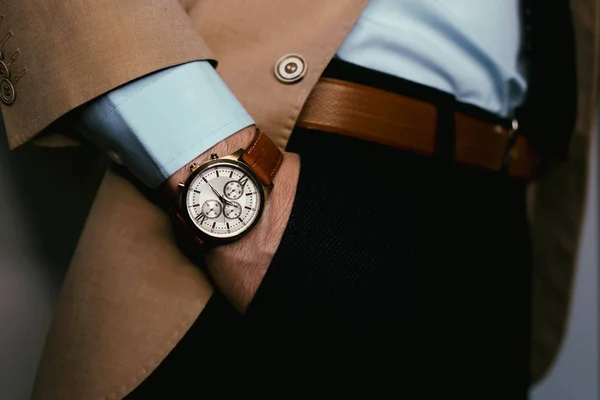 Closeup Fashion Image Luxury Brown Watch Wrist Man Body Detail — Stock Photo, Image