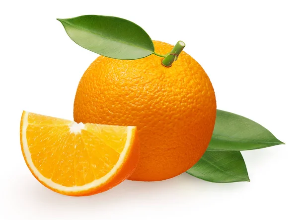 Hele Vers Oranje Fruit Met Segment Groene Bladeren Geïsoleerd Witte — Stockfoto