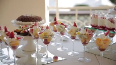 kendi bar büyüleyici düğünde kadar yakın