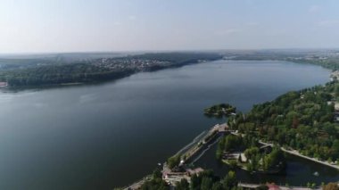 Havadan görünümü Katedrali, göl, quay Ternopil, Ukrayna