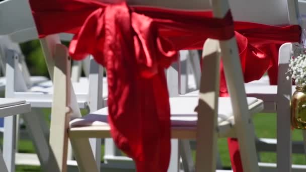 Mariage, décor pour la cérémonie sur le terrain de golf — Video