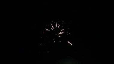 Düğünde güzel, renkli bir selam.