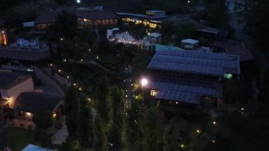 Aero video çekimi, İtalyan kırsal restoranı.