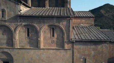 Mtskheta, Gürcistan 'daki Svetitskhoveli Ortodoks Katedrali. Zodiac duvar resimli kilise.