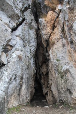 Yeraltı Dünyası Girişi