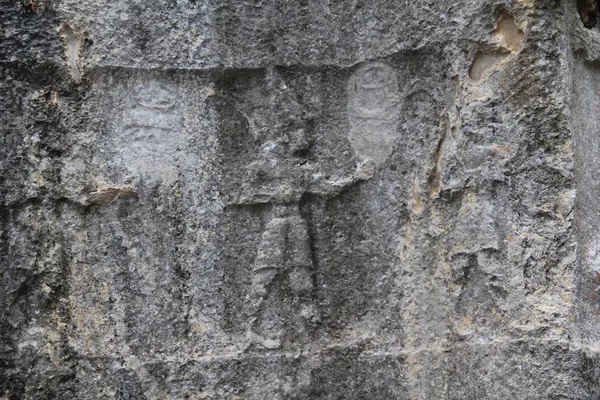 Yeraltı Dünyası'nın Eski Tanrılar