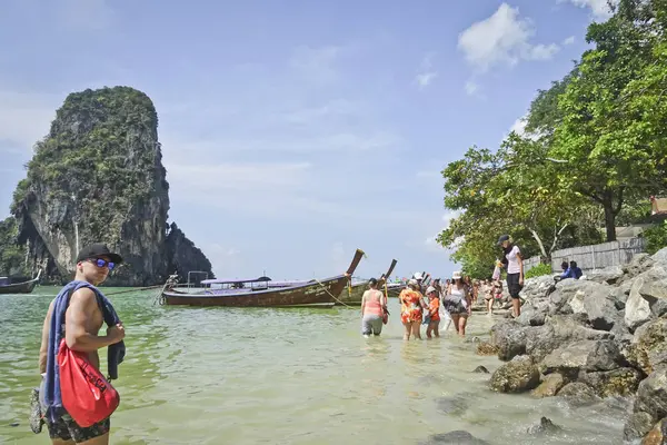 Krabi Thailand Januar 2017 Bei Flut Der Strand Unter Wasser — Stockfoto