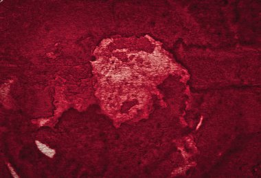 Zengin bordo suluboya çerçeveli yırtık konturlar ve çizgiler. Tasarım, düzen ve desenler için arka plan.