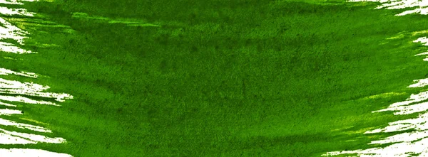 Yırtık darbeler ve çizgiler ile koyu yeşil suluboya çerçeve. Tasarım, düzenler ve desenler için soyut arka plan. Metin için kopyalama alanı ile.