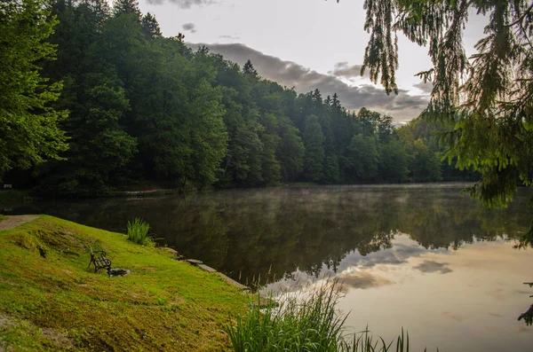 Pôr Sol Sobre Lago Lago Castelo Trakoscan Croácia — Fotografia de Stock