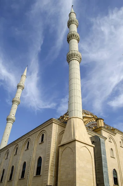 Manavgat'ta dört minaresi olan cami, Türkiye