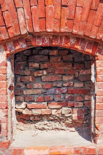 Sfondo Con Apertura Arco Cieco Muro Mattoni Distrutto — Foto Stock