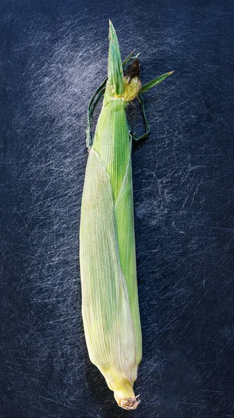 Ear Corn Leaves Dark Background — Stock Photo, Image