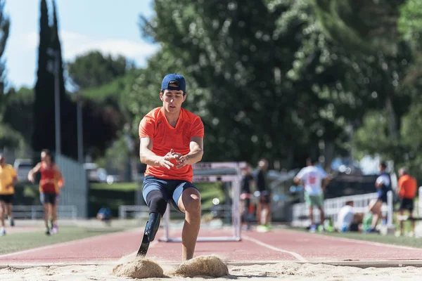 Atleta Discapacitado Entrenando Con Prótesis Pierna Concepto Deporte Discapacitado — Foto de Stock