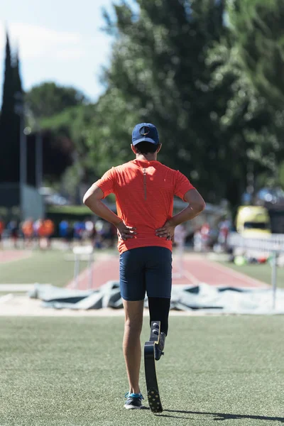Atleta Discapacitado Entrenando Con Prótesis Pierna Concepto Deporte Discapacitado — Foto de Stock