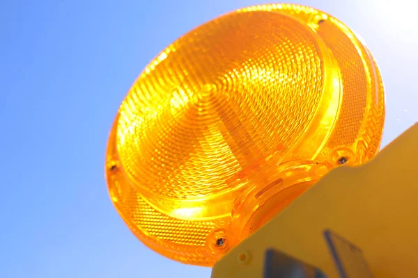 Het Beeld Van Traffic Barricade Lamp Rechtenvrije Stockafbeeldingen