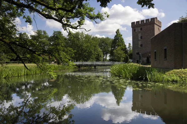 Daelenbroeck Kalesi yakınındaki herkenbosch