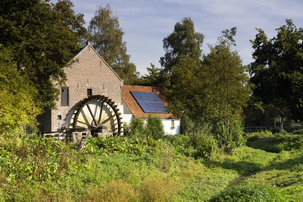 Schouwsmolen 'in su değirmeni