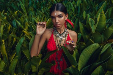 güzel genç moda kadın makyaj