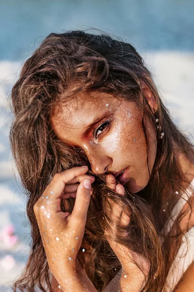 Bela Jovem Mulher Praia Pôr Sol Close Retrato — Fotografia de Stock