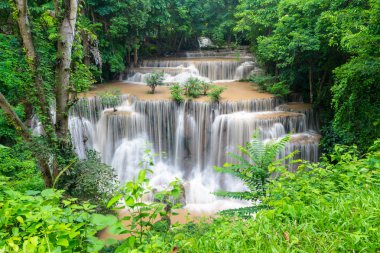 Huai Mae Kamin, güzel şelale, seyahat hedef, Kanchanaburi, Tayland