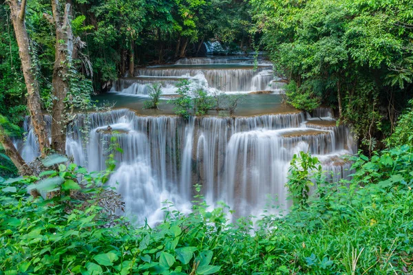 Huai Mae Kamin gyönyörű vízesései Stock Kép