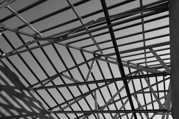 Struktur Des Stahldachstuhls Für Den Hochbau Schwarz Weiß Foto — Stockfoto